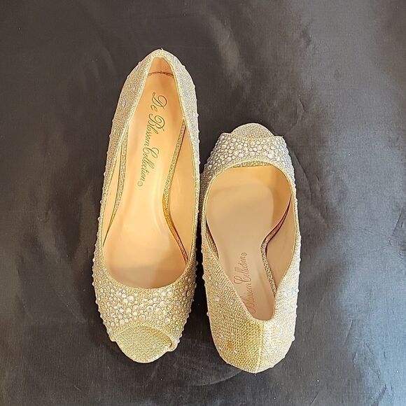 BRAND NEW DE BLOSSOM COLLECTION HALF-3 PEEP TOE SPARKLE EMBELLISHMENTS WEDGE - Picture 6 of 16